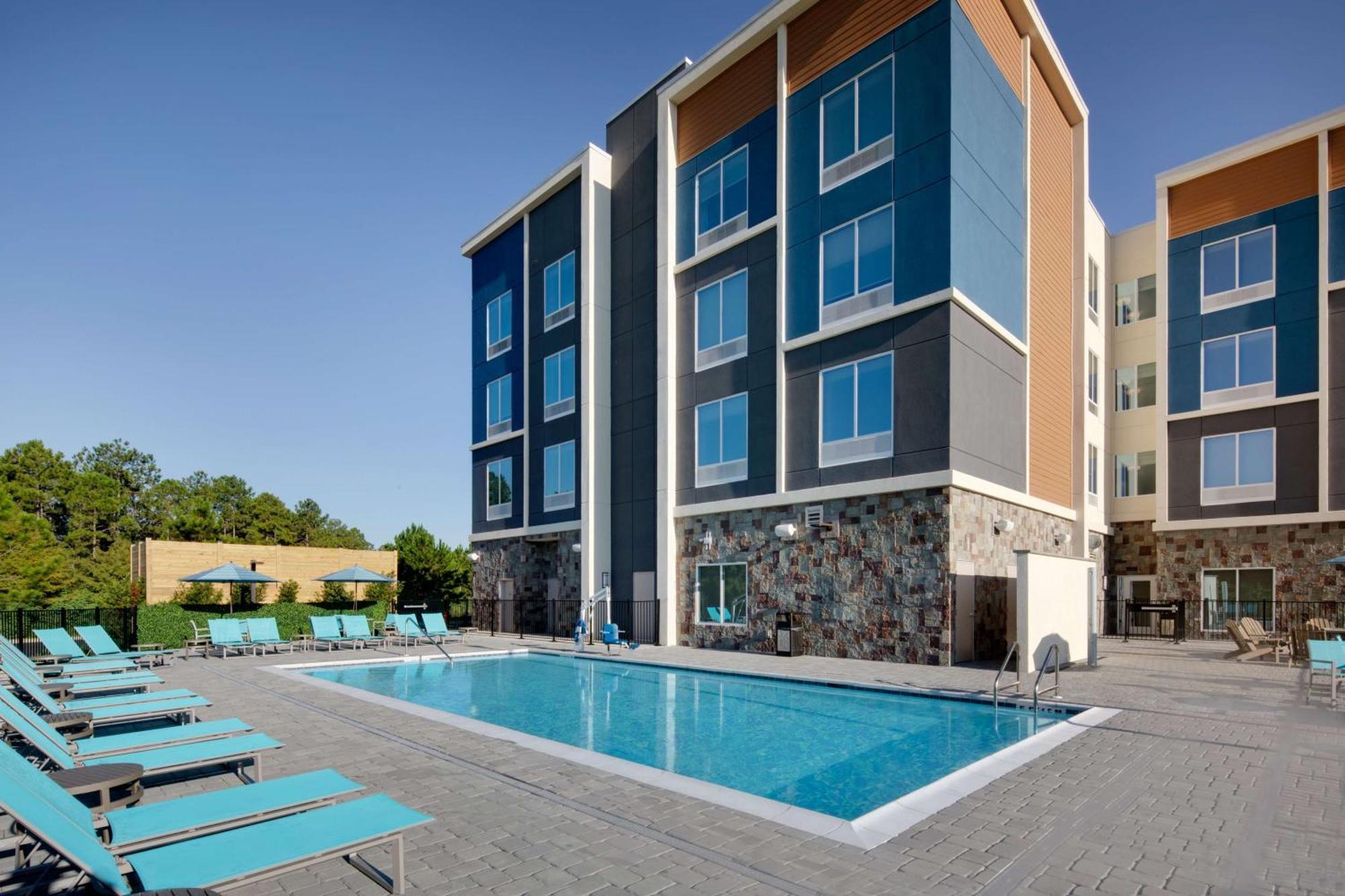 Hilton Garden Inn Panama City Airport, Fl Exterior photo