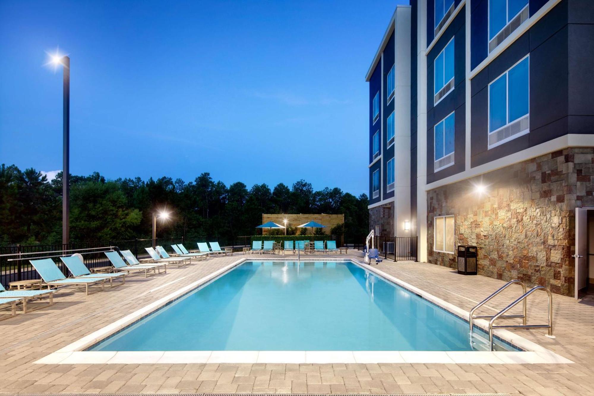 Hilton Garden Inn Panama City Airport, Fl Exterior photo